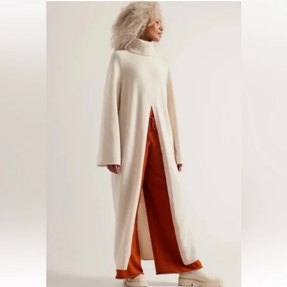 ATHLETA Alicia Keys Free To Roam Tunic - Picture 2 of 7